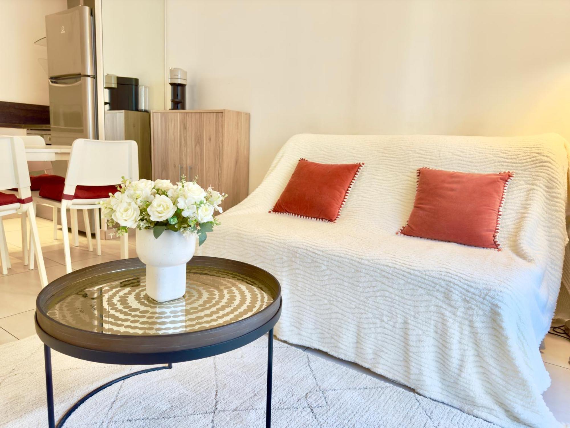 Superbe Appartement Avec Terrasse 1Mn Des Plages De La Croisette Канны Экстерьер фото